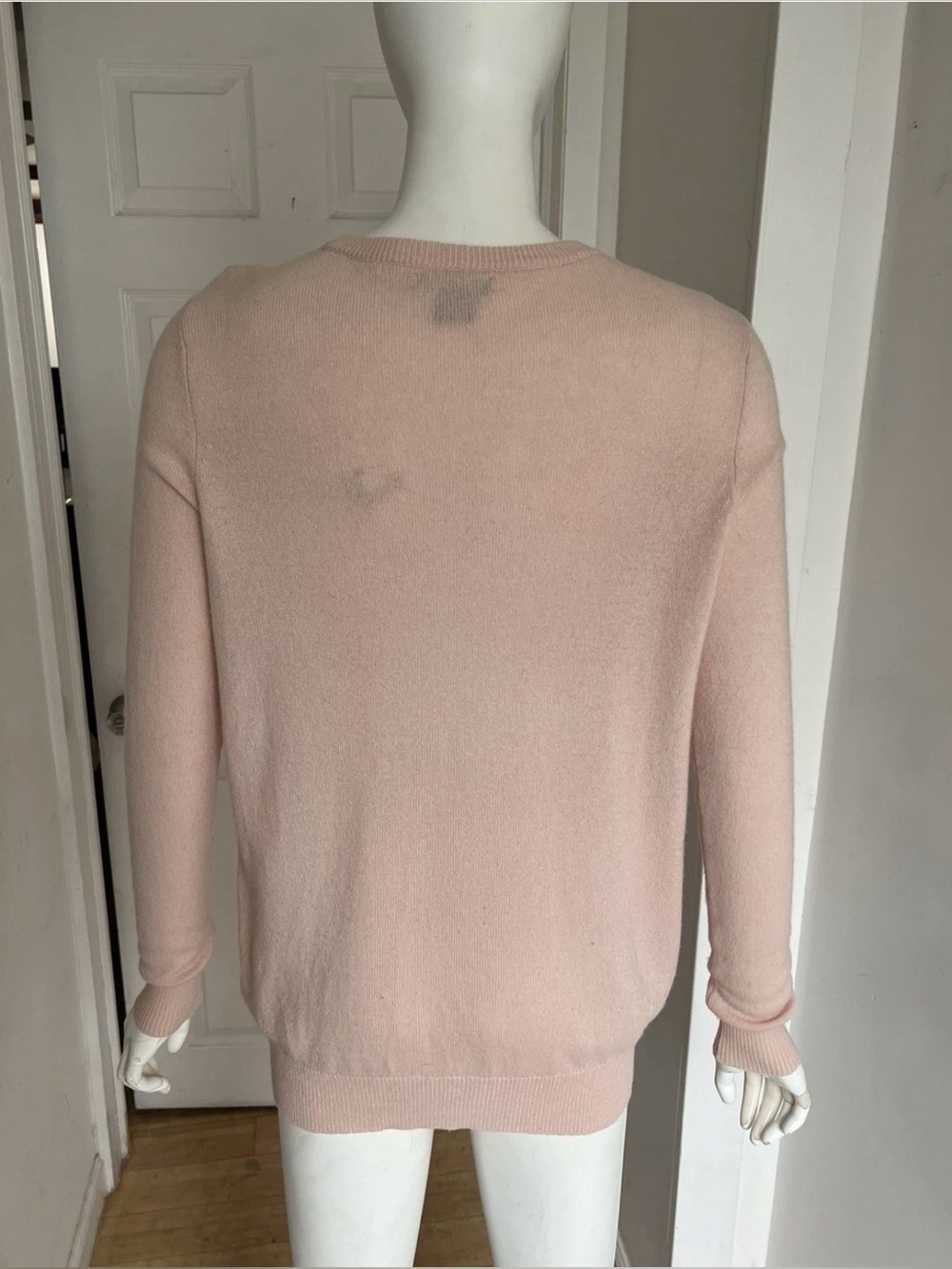 C by Bloomingdale's 100% Cashmere Crewneck Sweater Pink 2-Ply Pullover Size L - Picture 4 of 9